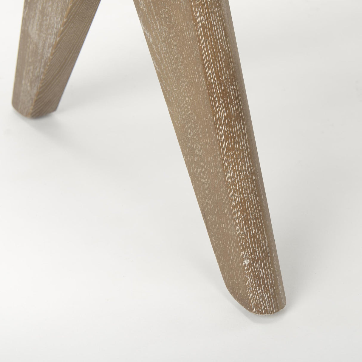 Mercana Arvin 59.1L x 17.7W x 18.1H Brown Wooden Bench