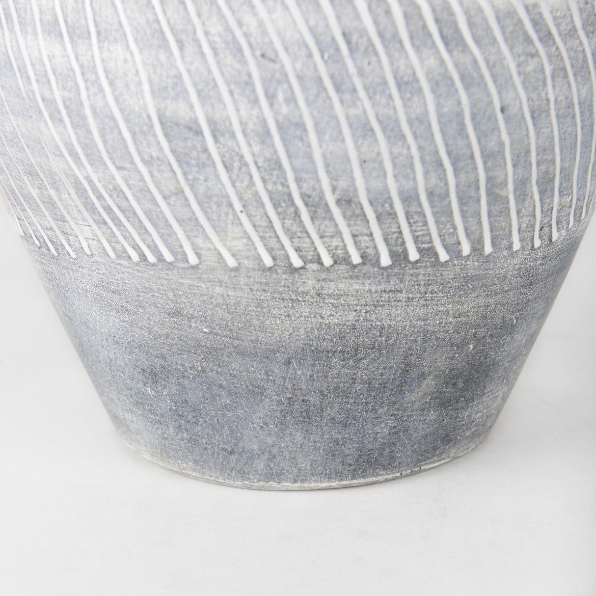 Mercana Blume 10H Off-White w/ Gray Textured Vase