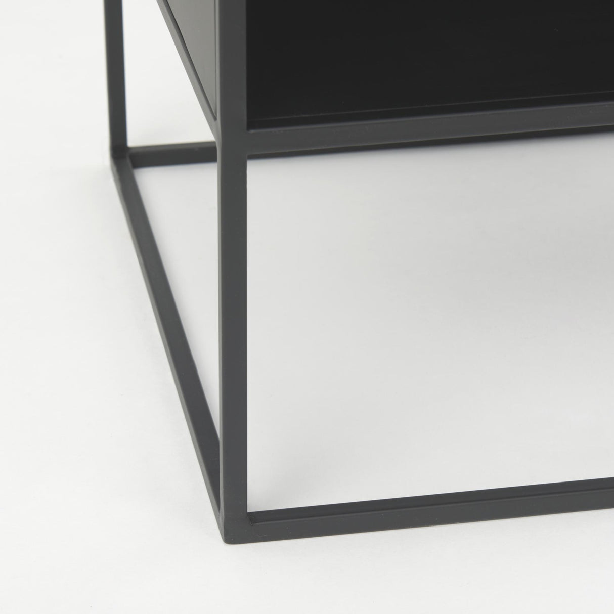 Mercana Samson 15.7L x 15.7W x 21.3H Side Table Matte Black Metal and Glass