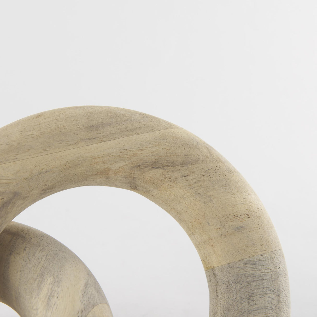 Mercana Alize Solid Wood Circular Chain Link Decorative Object