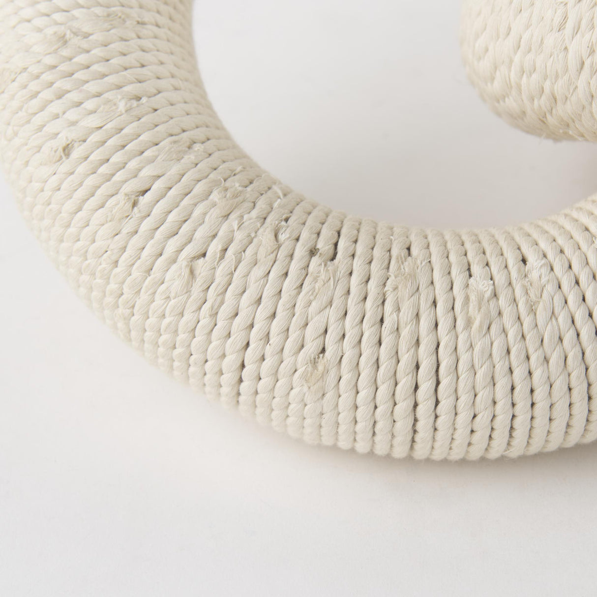 Mercana Alize Cotton Rope Wrapped Solid Wood Circular Chain Link Decorative Object