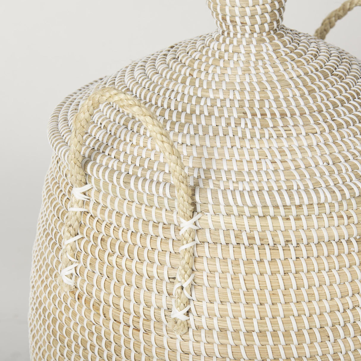 Mercana Kairi Set of 2 Seagrass Floor Baskets w/ Lids and Handles