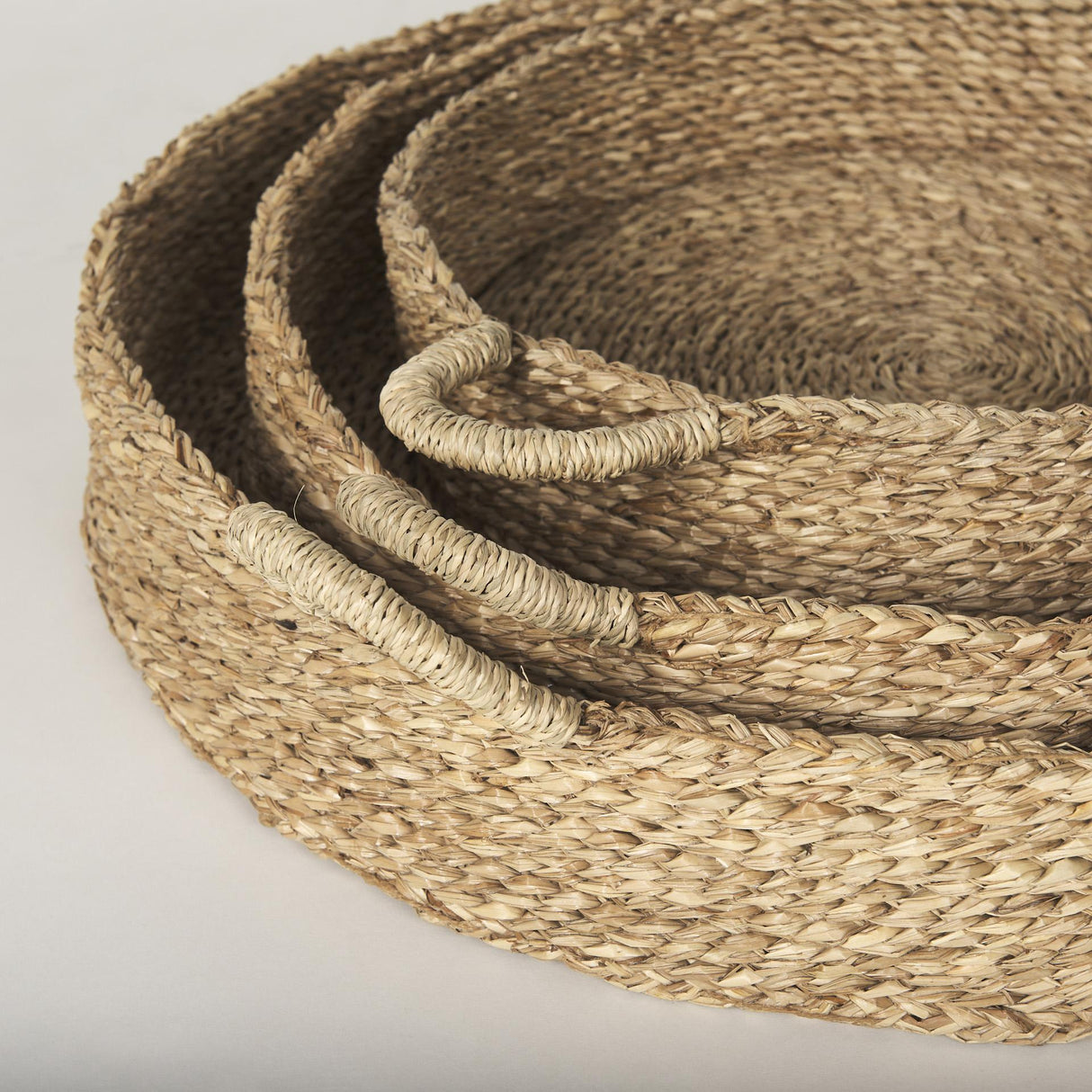 Mercana Ulana Set of 3 Round Nesting Seagrass Trays w/ Loop Handles