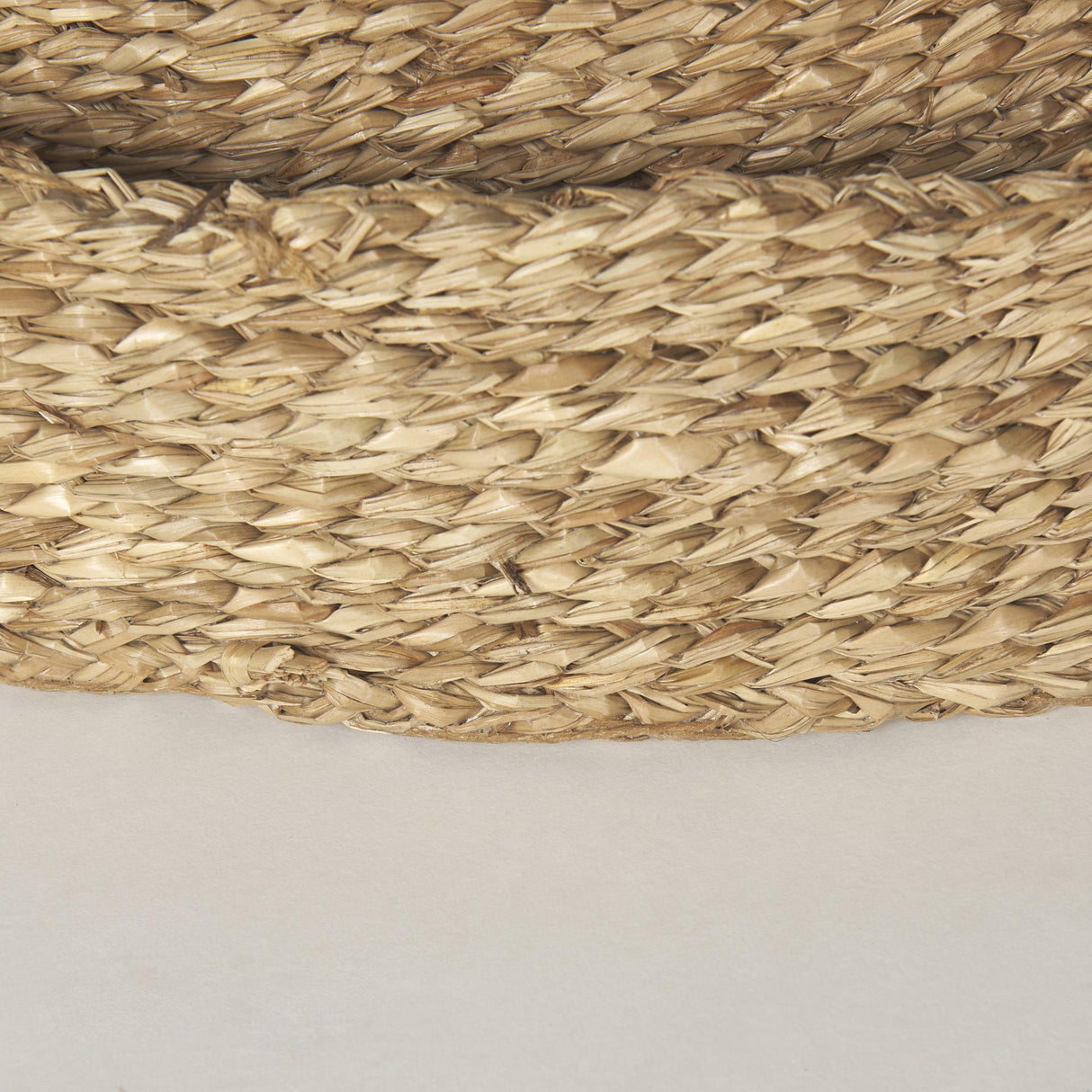 Mercana Ulana Set of 3 Round Nesting Seagrass Trays w/ Loop Handles