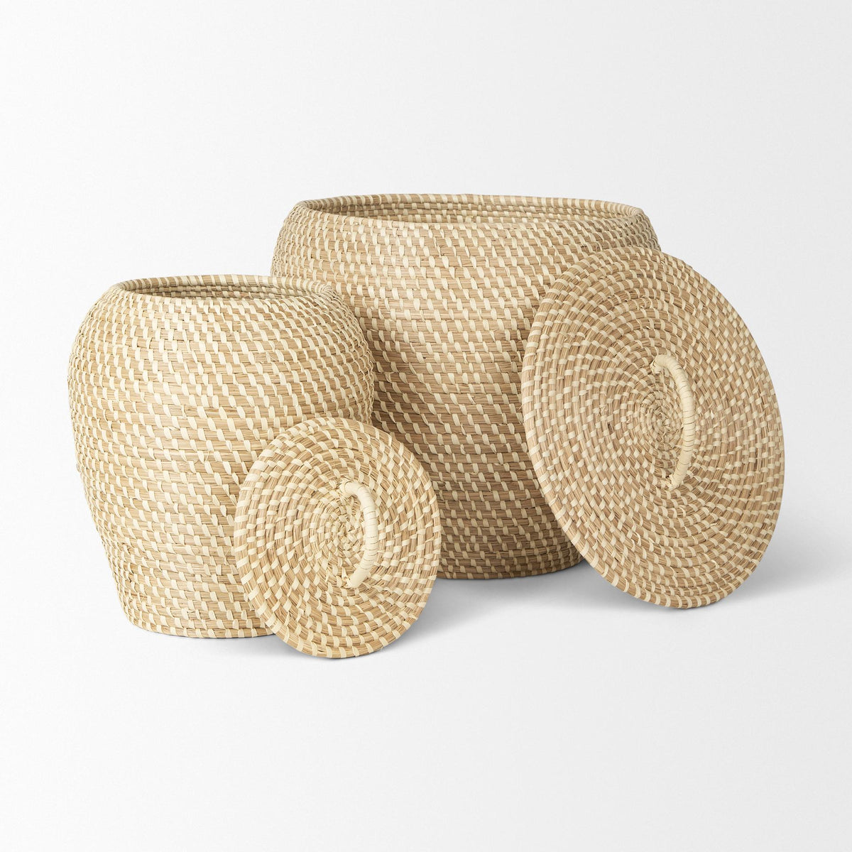 Mercana Kalopa Set of 2 Seagrass Floor Baskets w/ Flat Handled Lid
