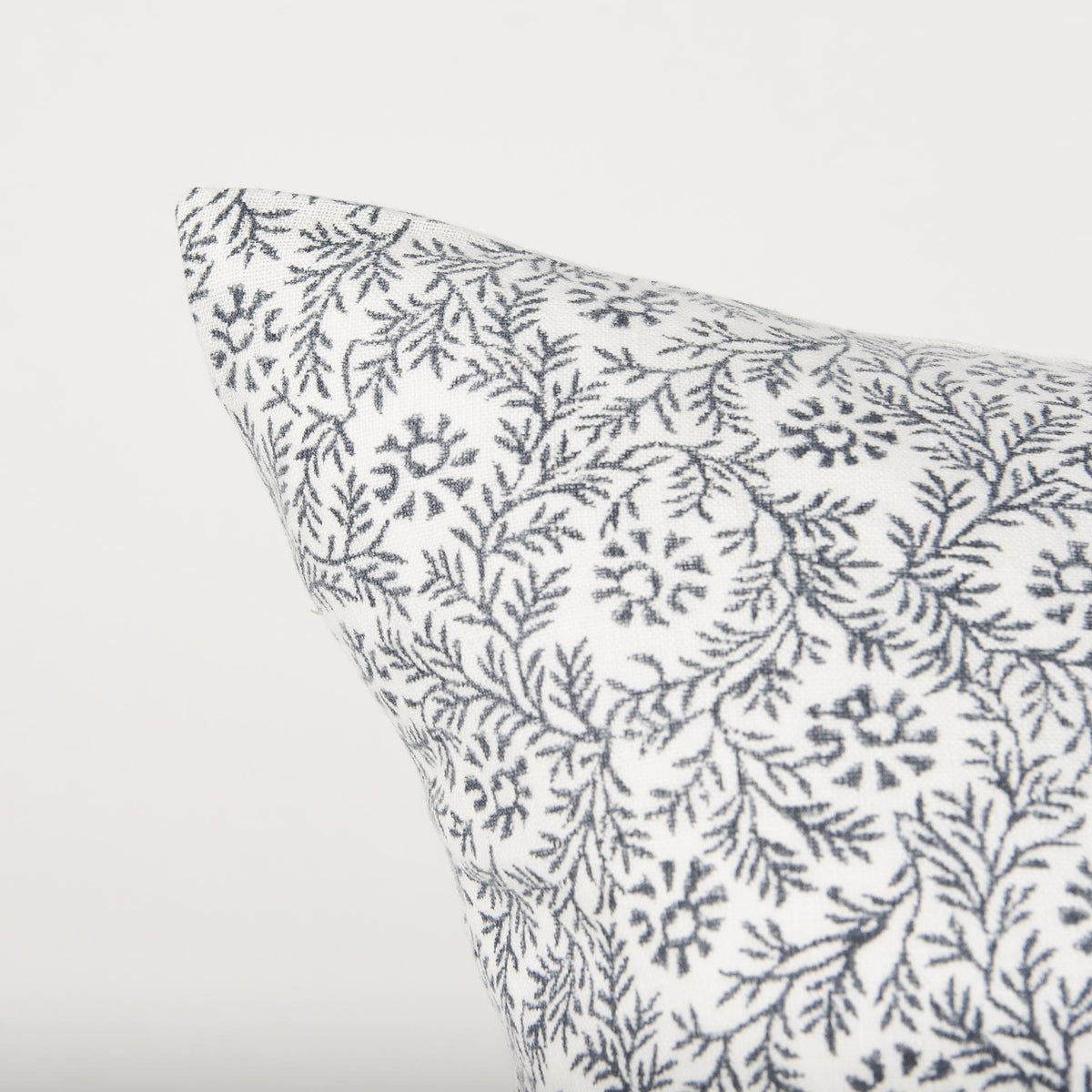 Mercana Jayne Cream w/ Indigo Print Linen Lumbar Decorative Pillow Cover