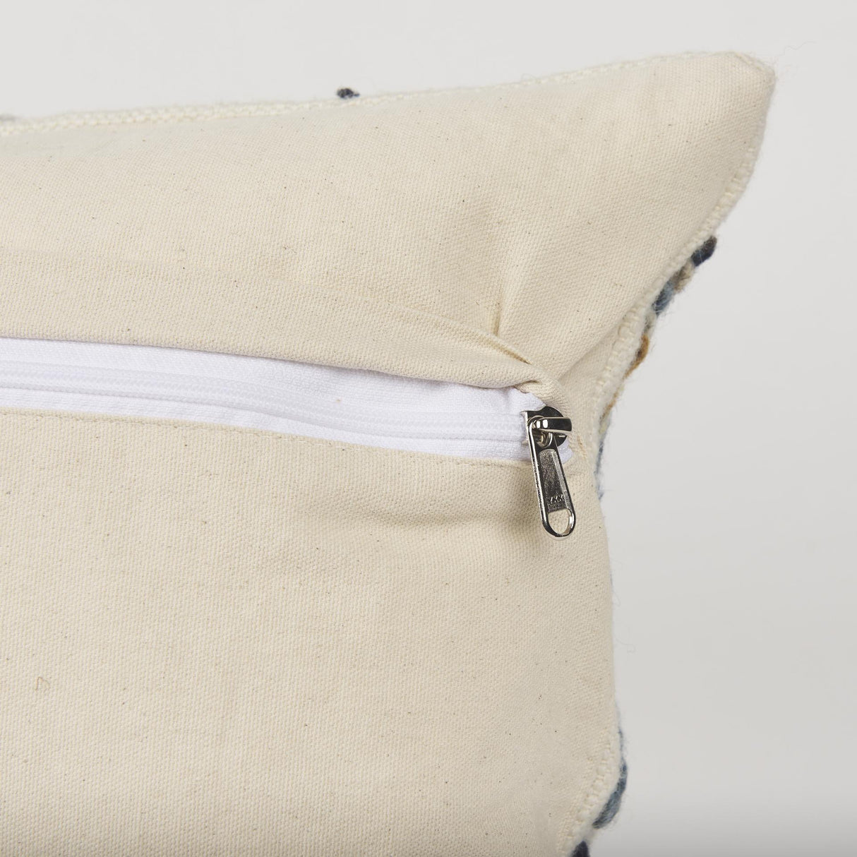 Mercana Kitt Lumbar Pillow Cover