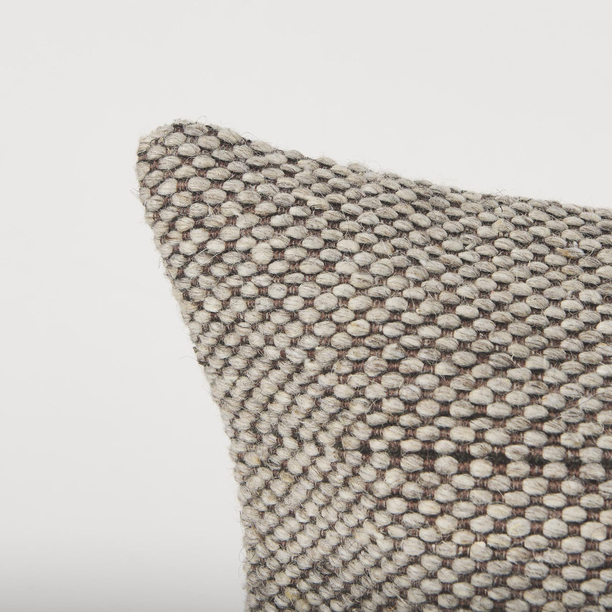 Mercana Kyle Lumbar Pillow Cover