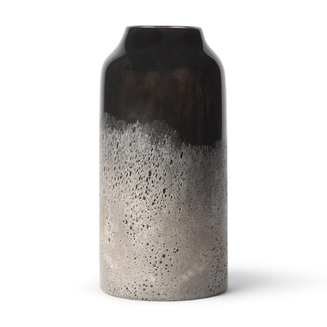 Mercana Emu Short Black w/ Gray Vase