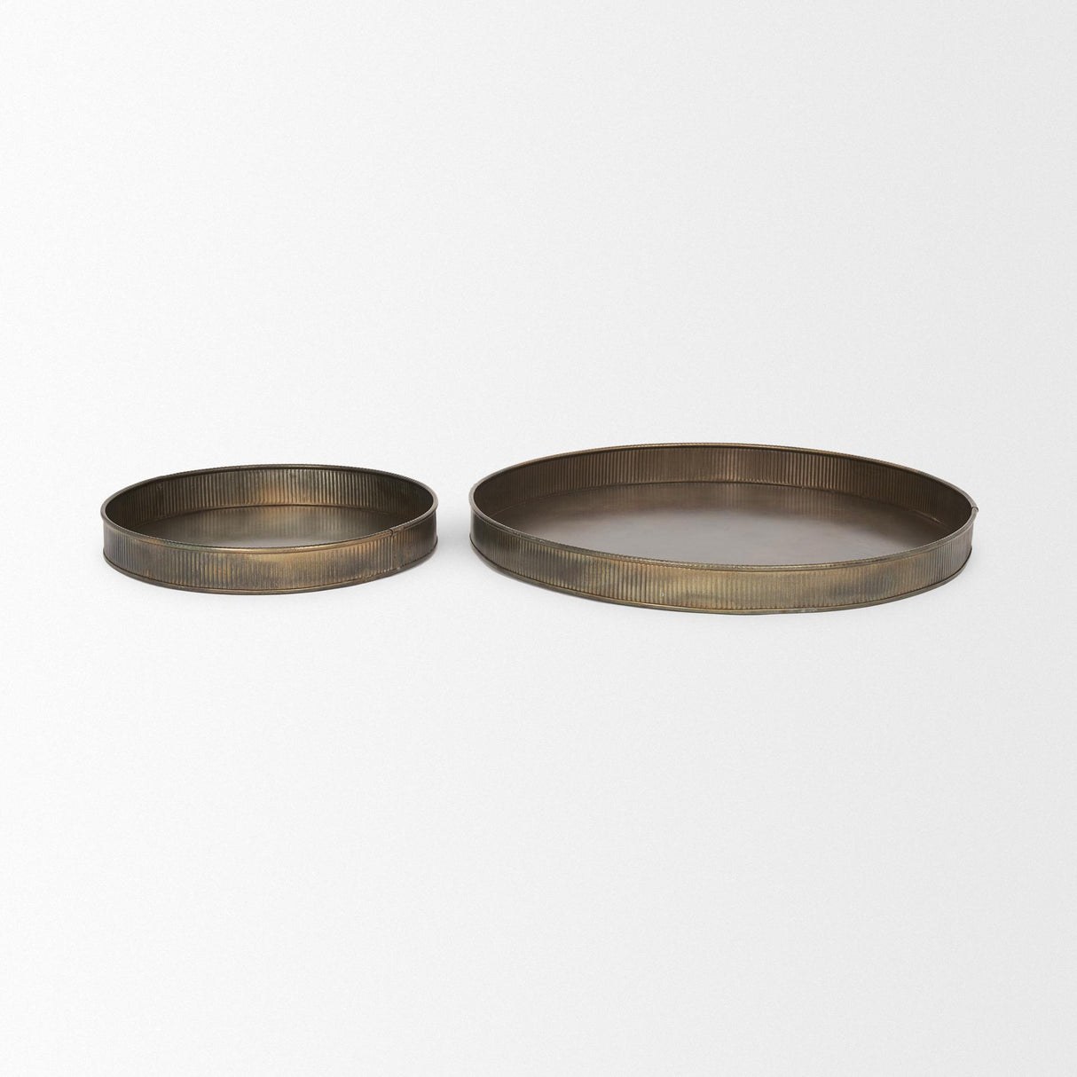 Mercana Varun Round Antiqued Brass Metal Tray (Set of 2)
