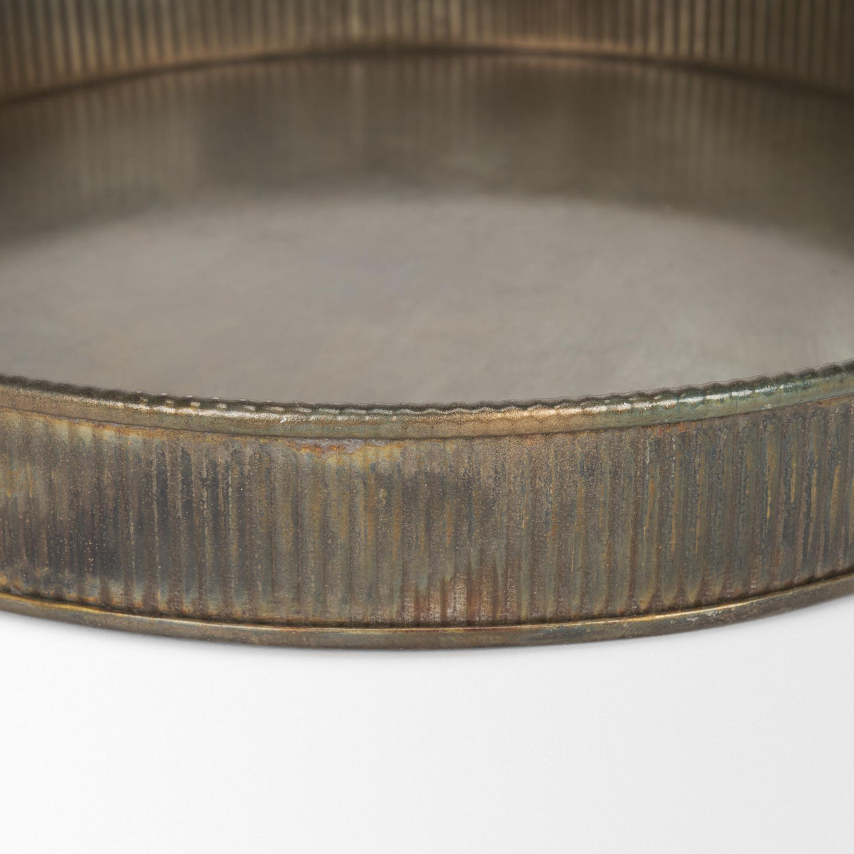 Mercana Varun Round Antiqued Brass Metal Tray (Set of 2)