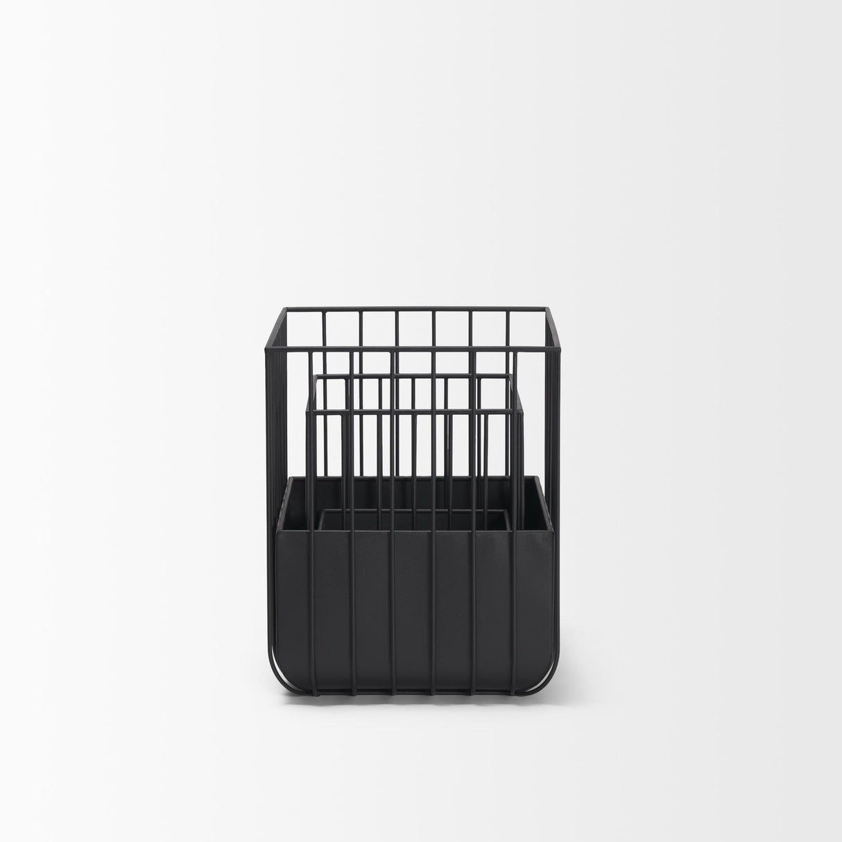Mercana Verna Matte Black Wire Cage Metal Planters (Set of 2)