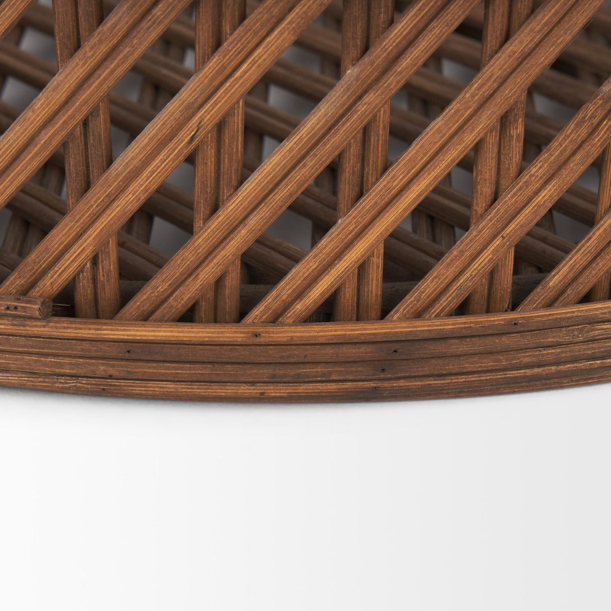 Mercana Thala Medium Brown Round Wicker Tray (Set of 2)