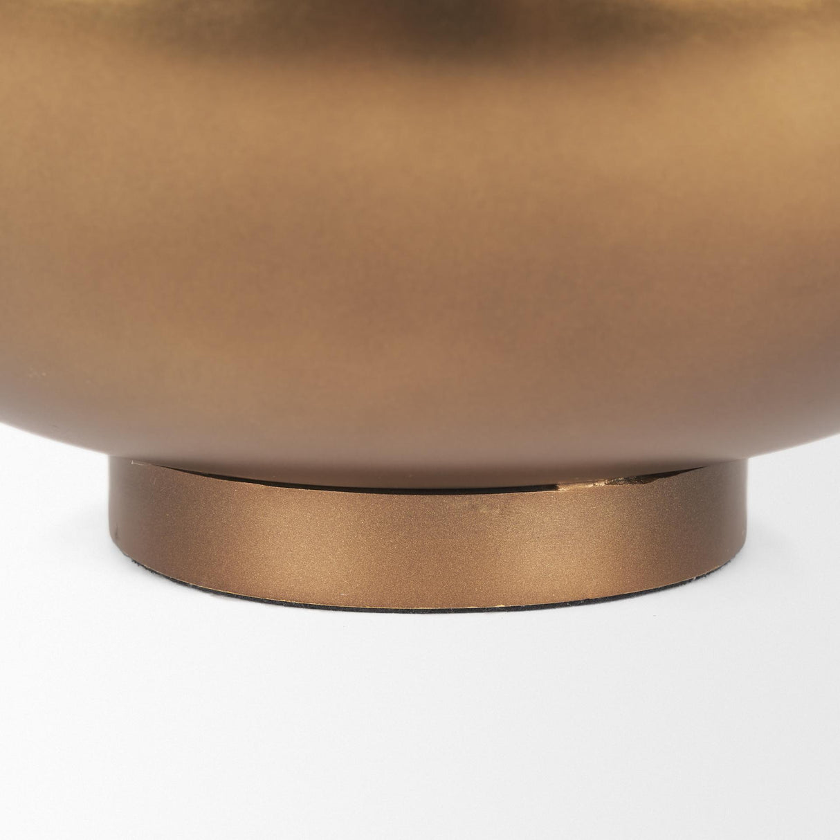 Mercana Quiana Large Gold Metal Vase