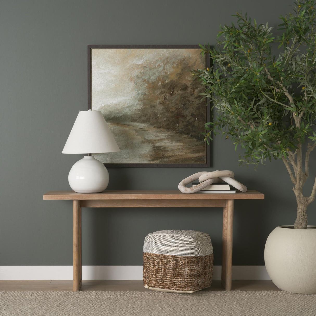 Mercana Samiya Jute w/ White Cotton Pouf