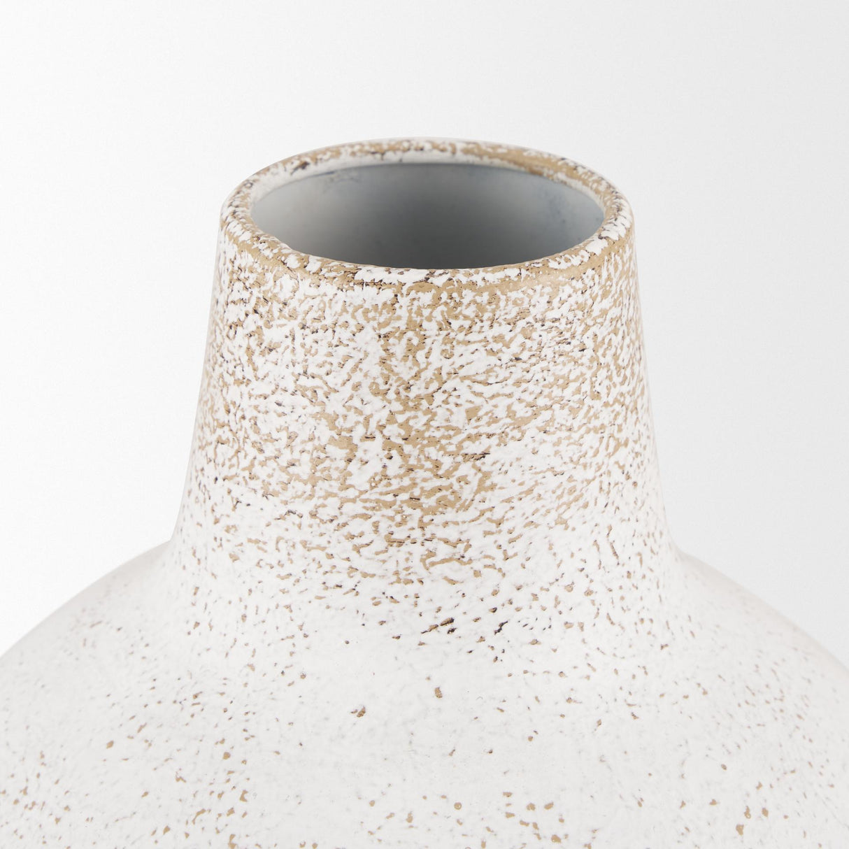 Mercana Tisha Small White W/ Terracotta Distressing Metal Vase