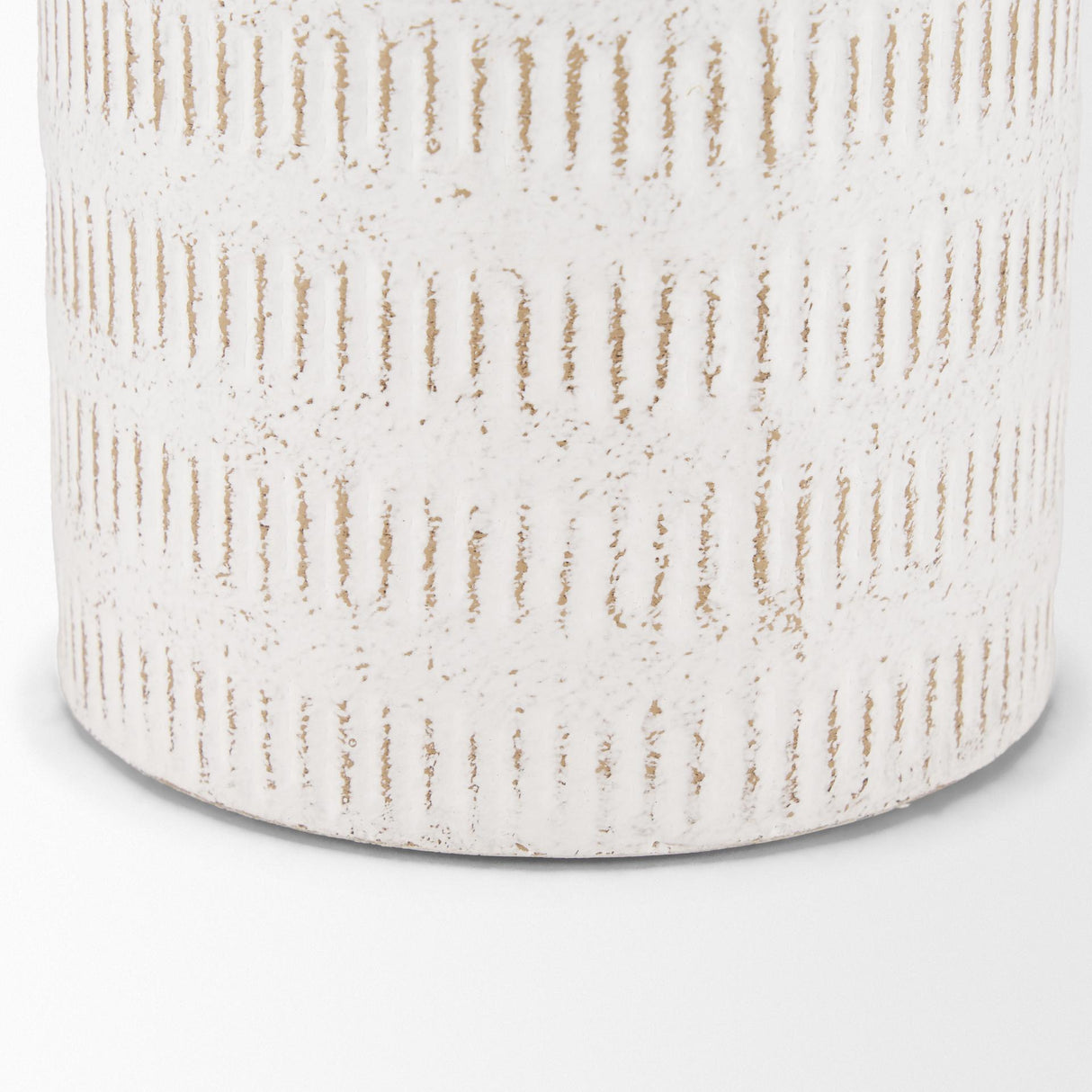 Mercana Tisha Large White W/ Terracotta Distressing Metal Vase