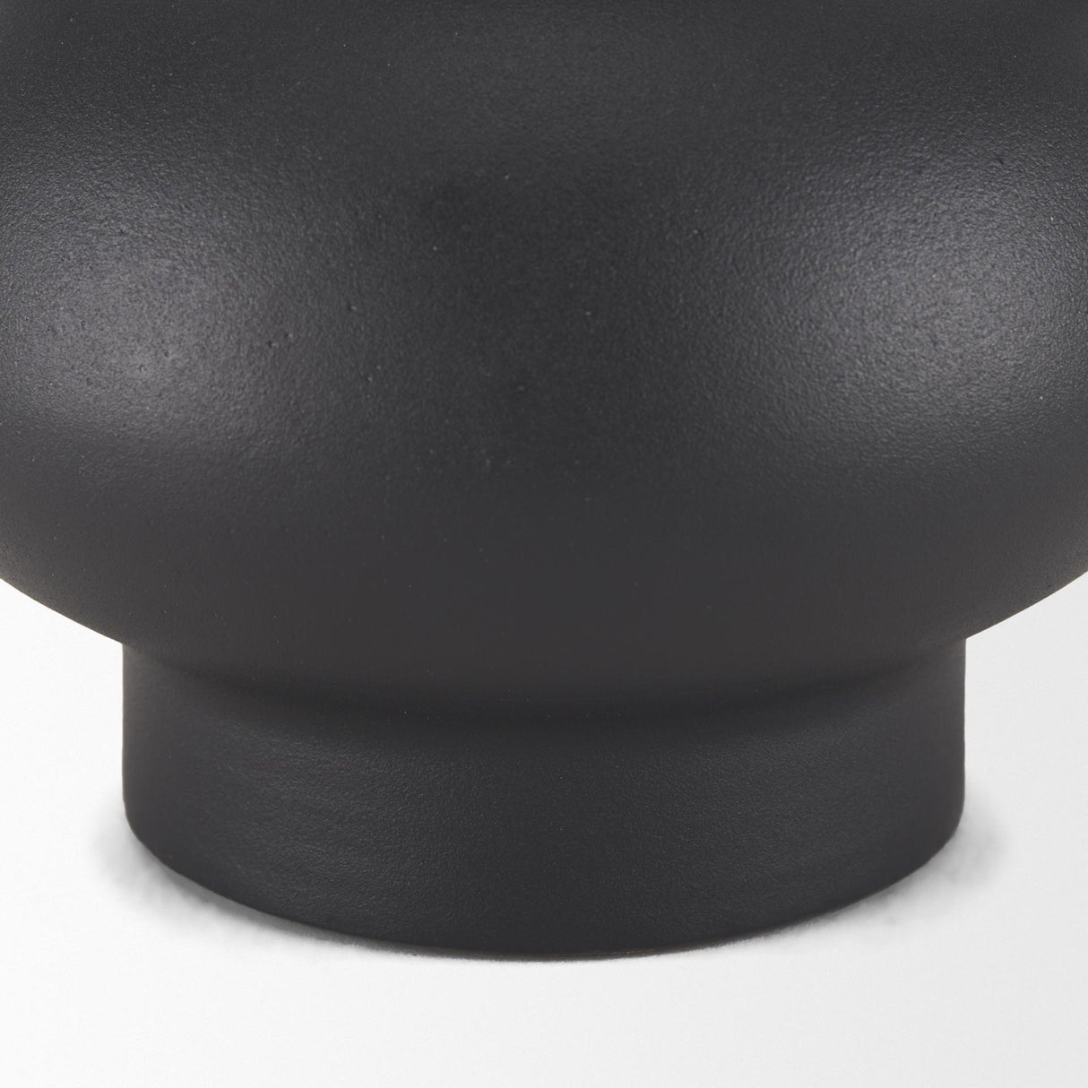 Mercana Tasya Large Matte Black w/ Handles Metal Vase