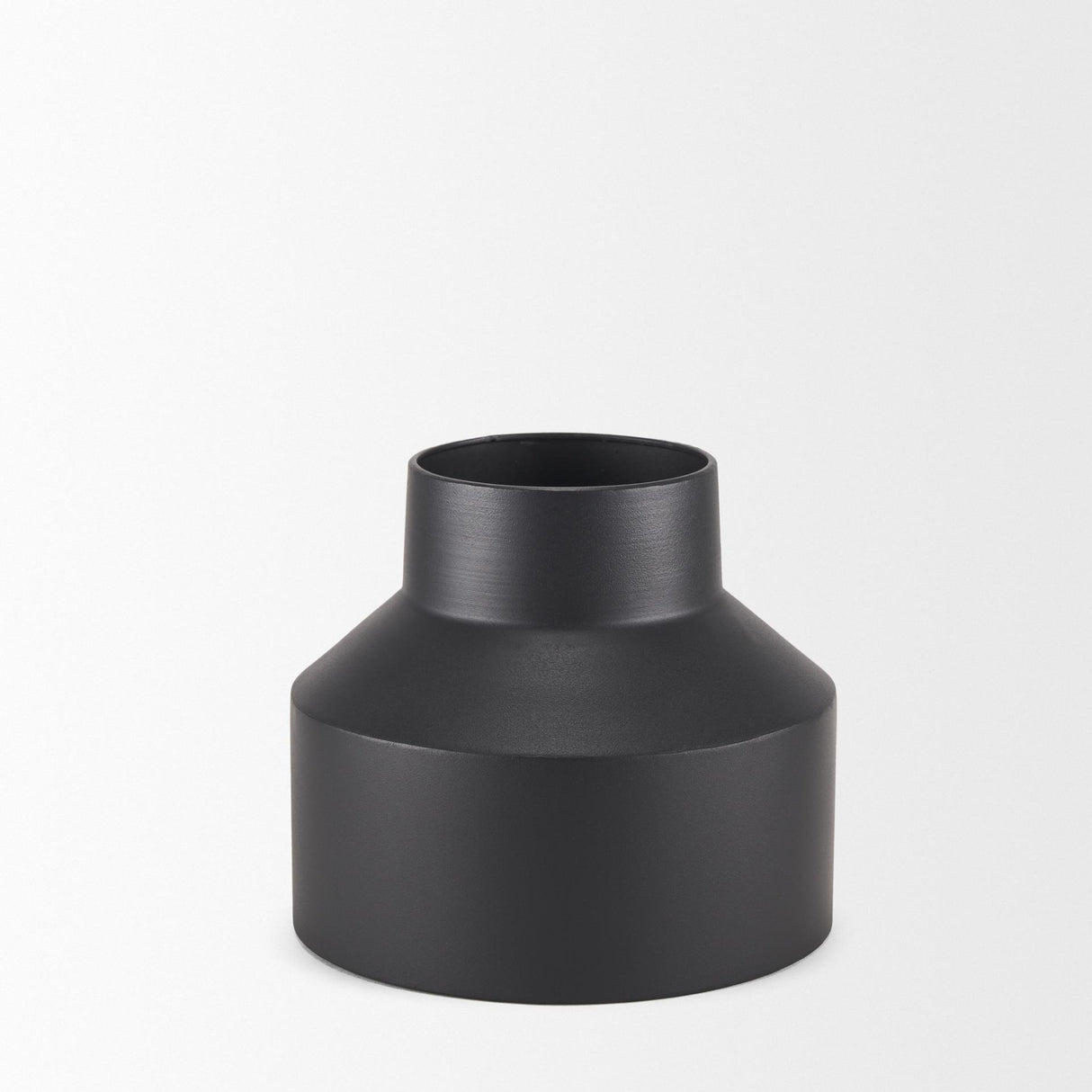 Mercana Tosca Medium Matte Black Metal Vase