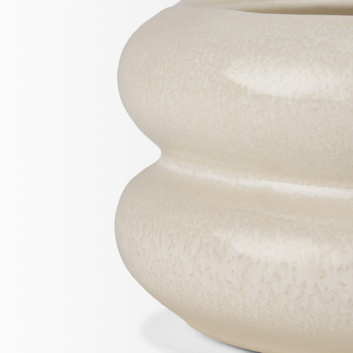 Mercana Twyla Short Cream Glazed Ring Pot