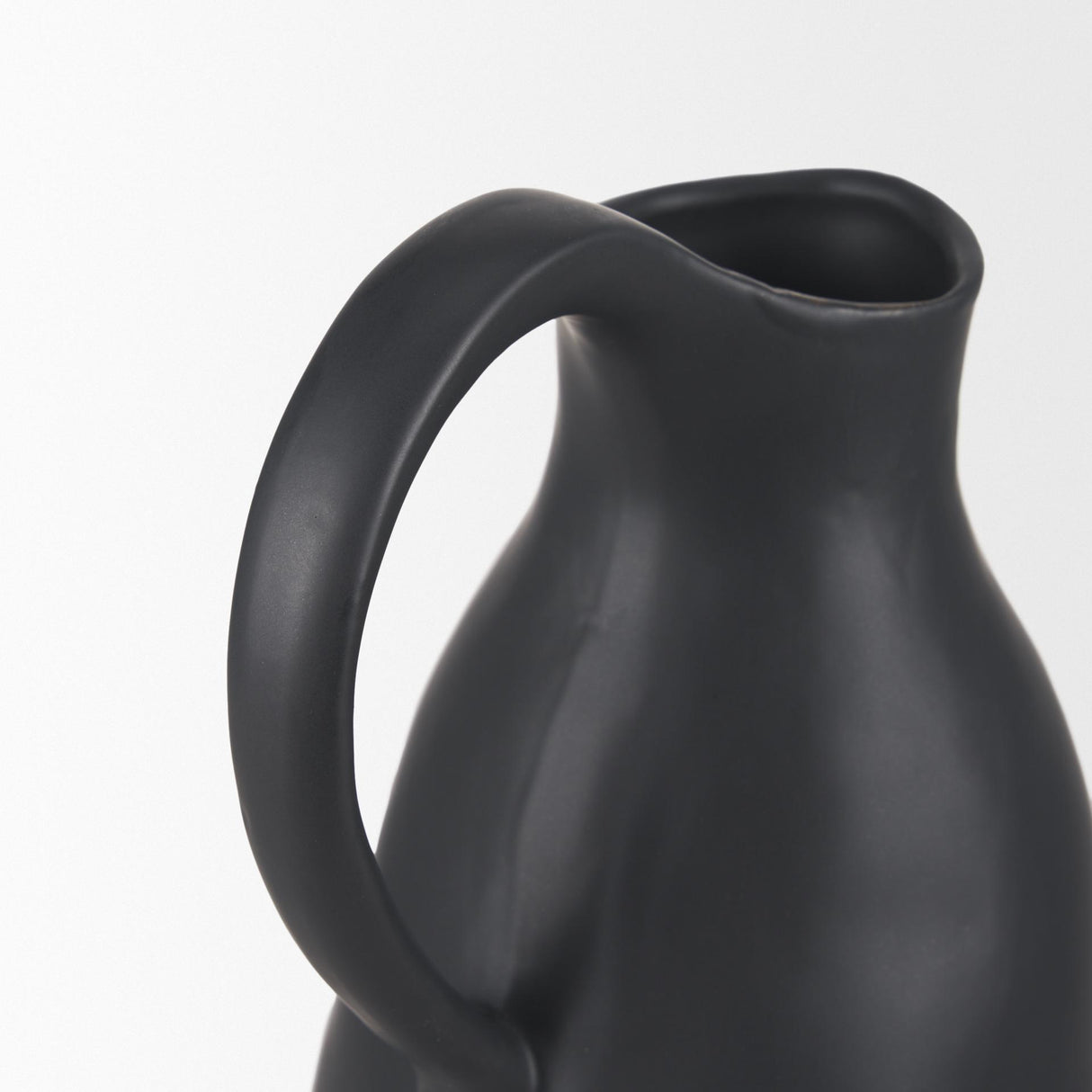 Mercana Valora Matte Black Ceramic Jug
