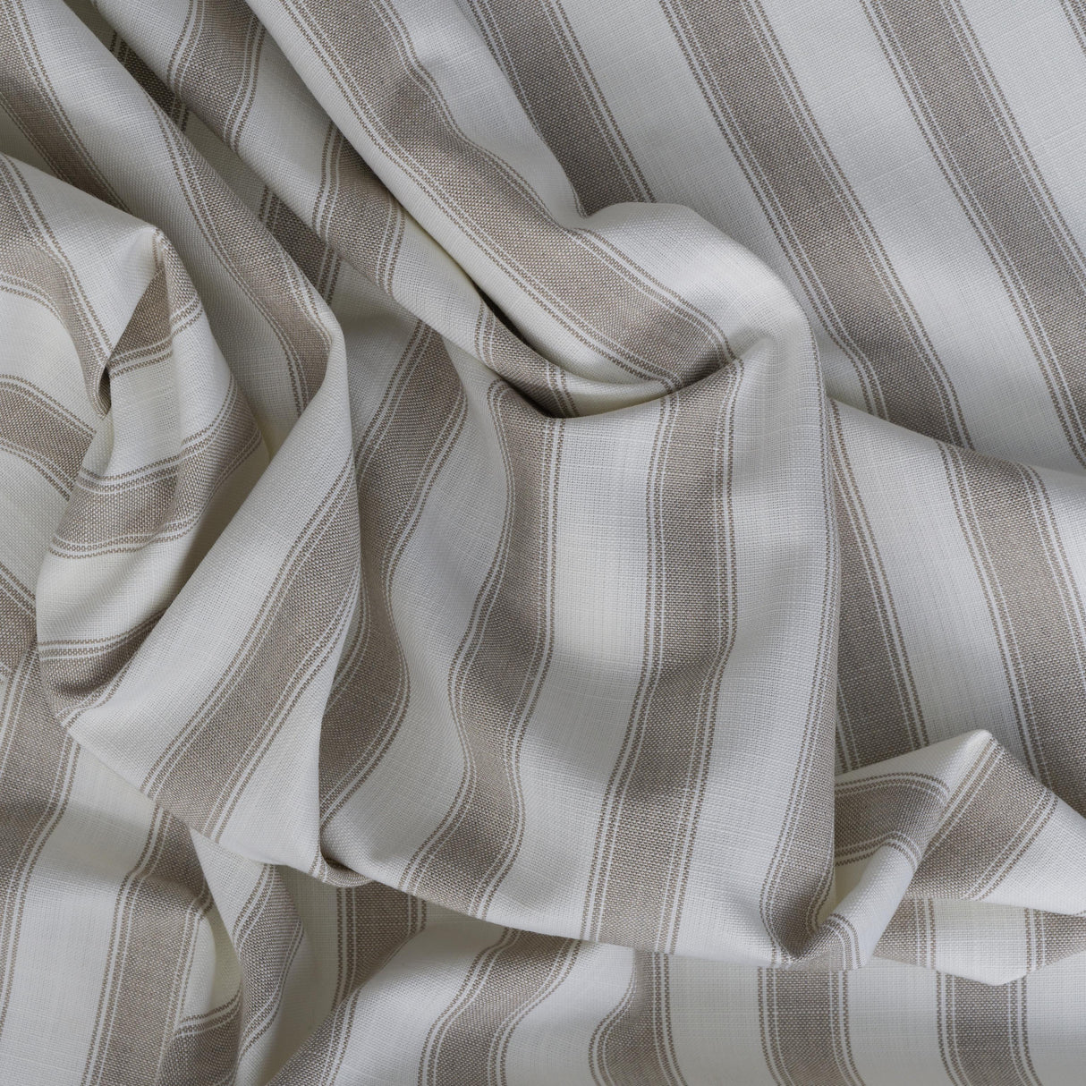 Andrew Martin TOTE SAND Upholstery Fabric