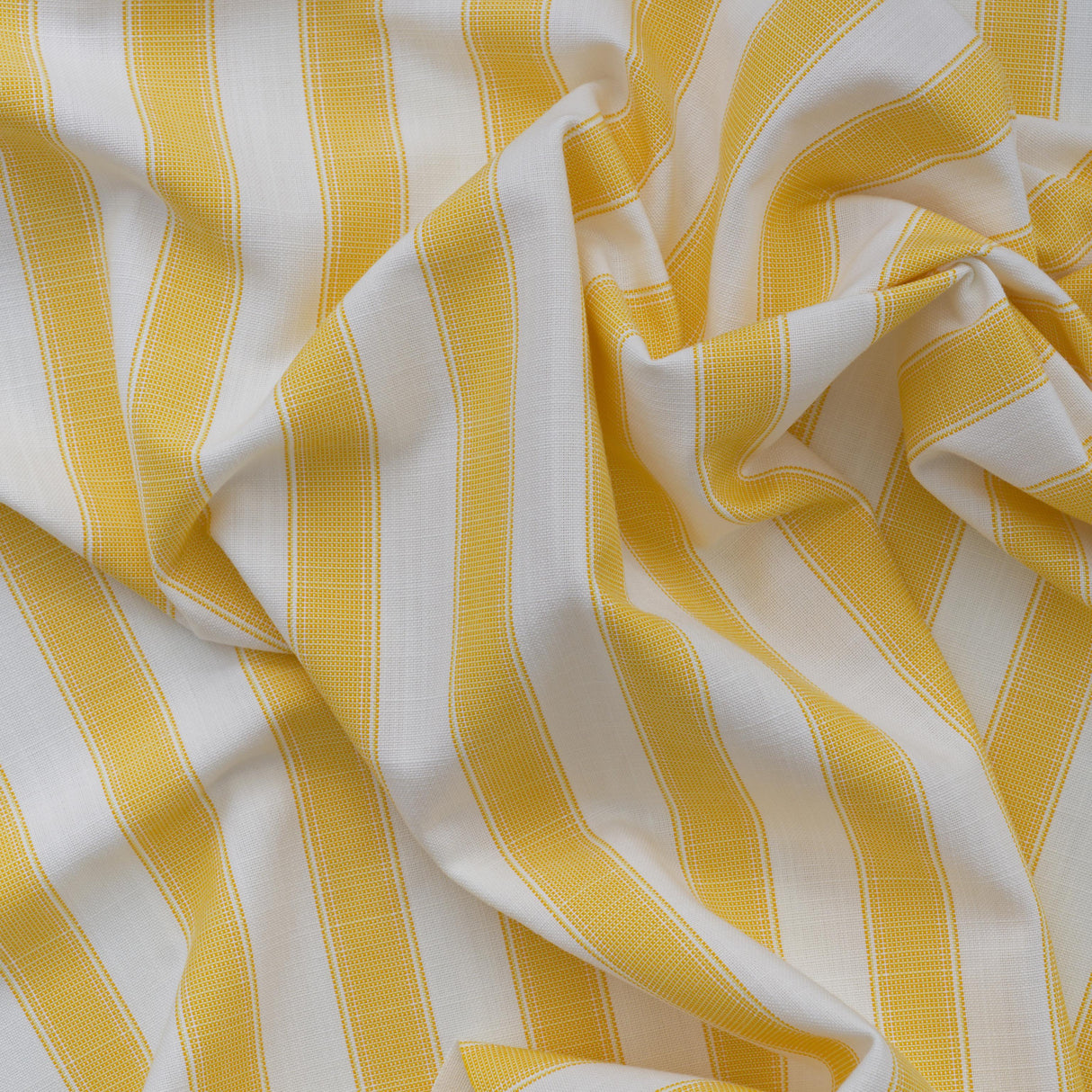 Andrew Martin TOTE SOLE Upholstery Fabric