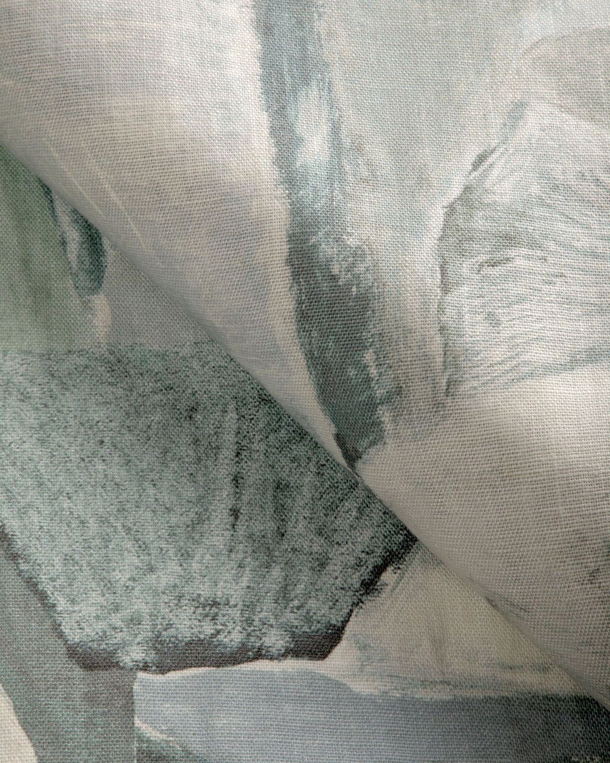 Kravet MURAL SEAGLASS Fabric