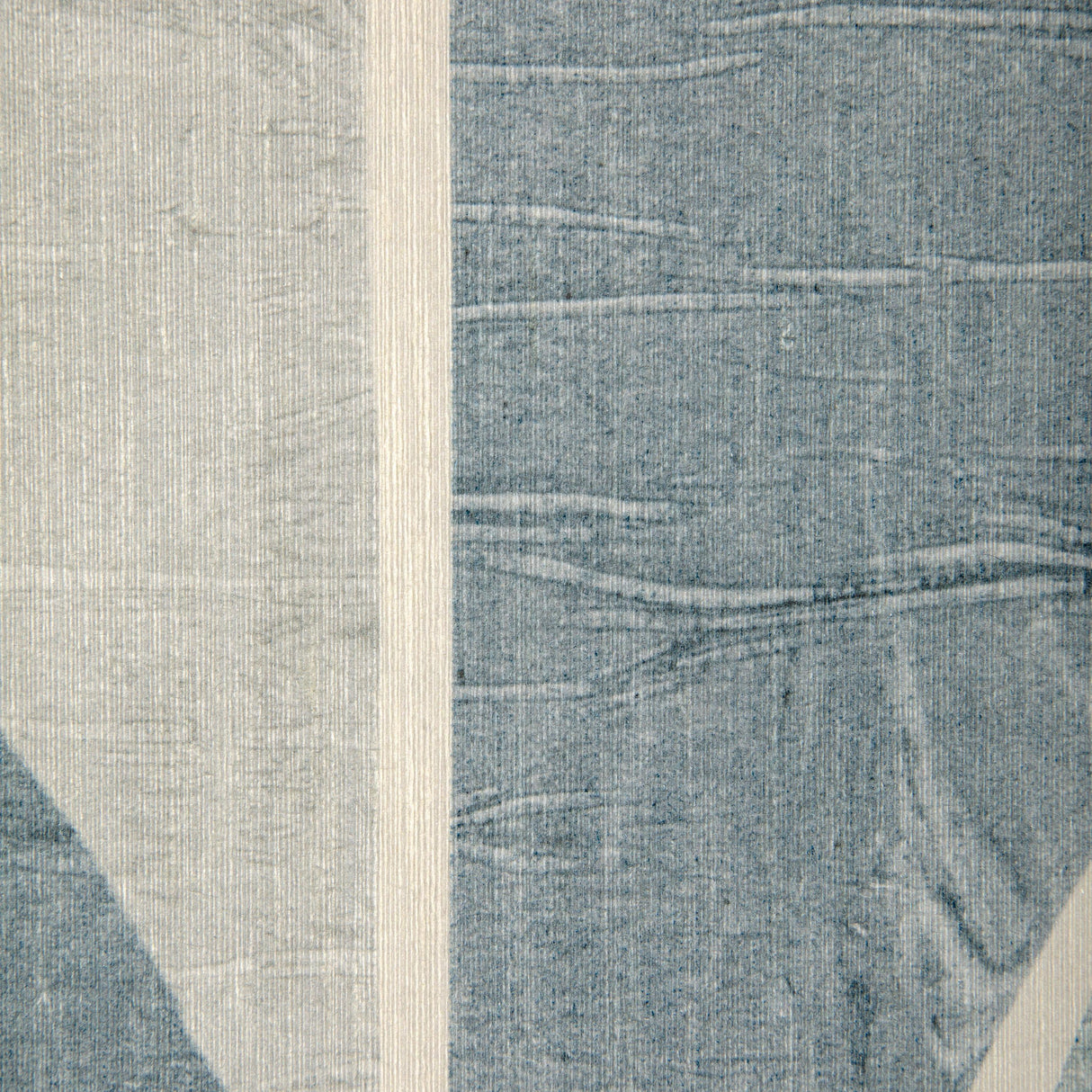 Kravet NIKO MOD INDIGO Wallpaper