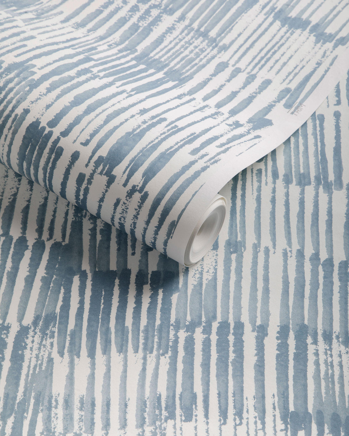 Kravet MARKED WP SKY Wallpaper