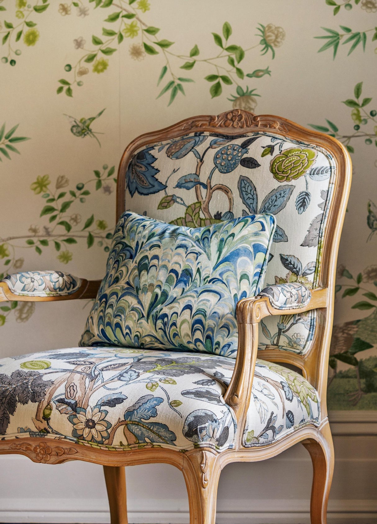 Lee Jofa ELLIS PRINT BAYSIDE Fabric