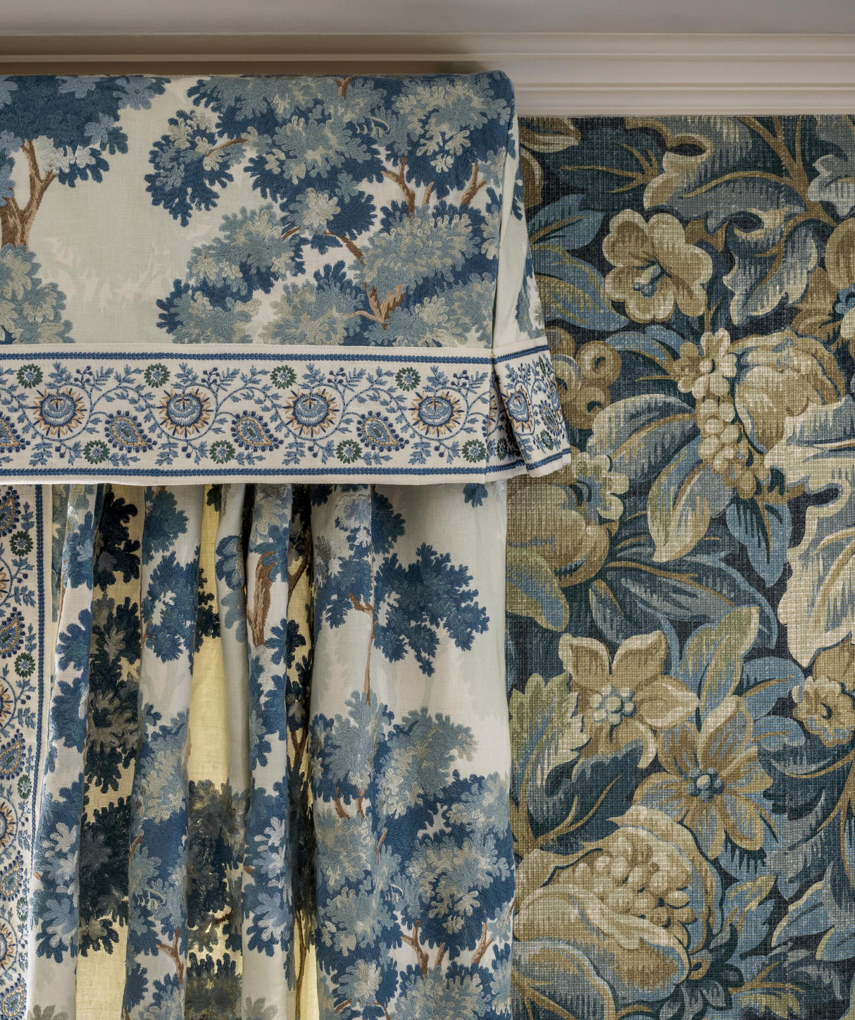 Lee Jofa SHERWOOD EMB HORIZON Drapery Fabric
