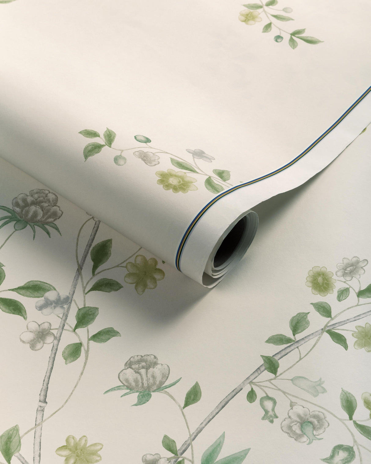 Lee Jofa WHITLEY HALL WP PNL LEAF Wallpaper