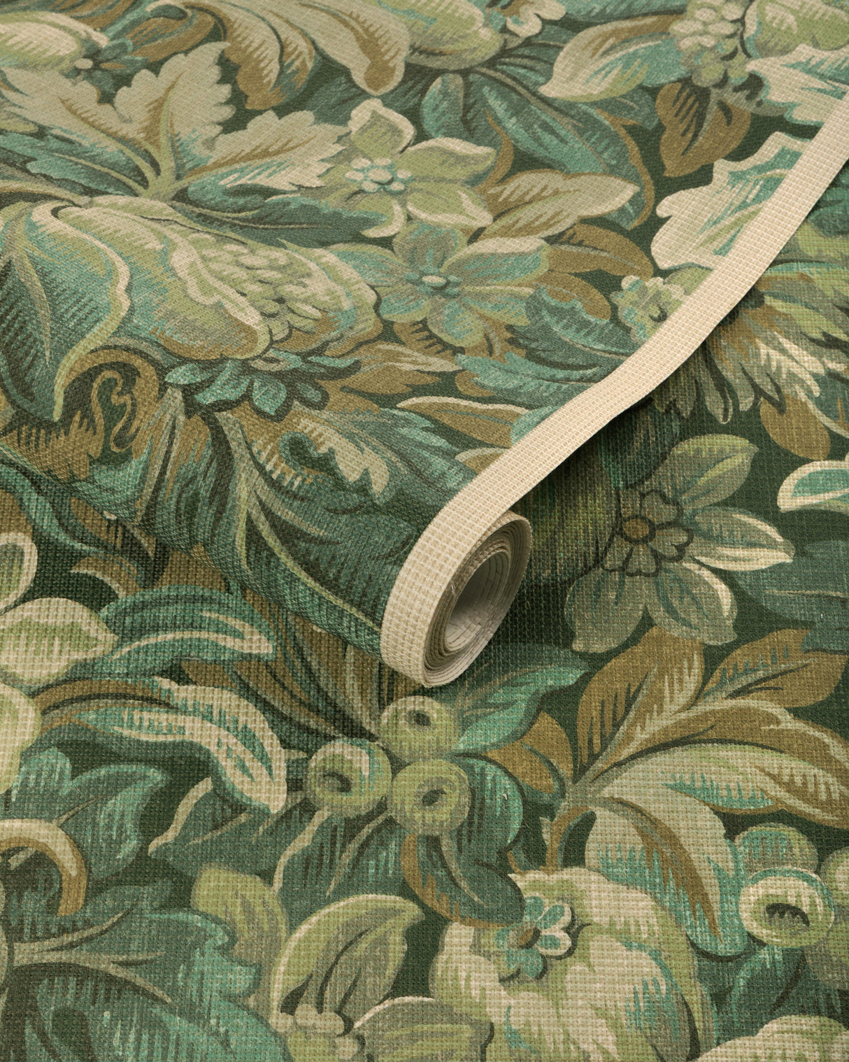 Lee Jofa HARPER PAPER FOREST Wallpaper