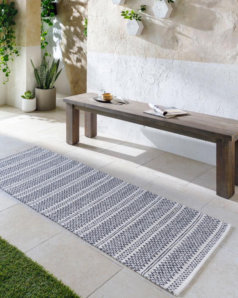 Surya La Casa LCS-2304 Black;Cream 1'10" x 2'11" Rug