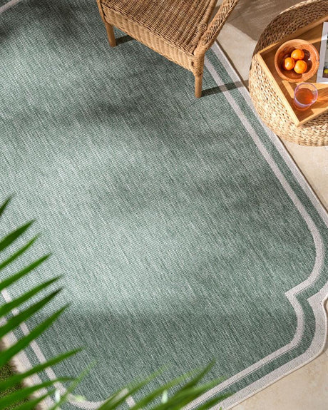 Surya Miami Beach MBH-2312 Cream;Medium Green 2'4" x 3'9" Rug