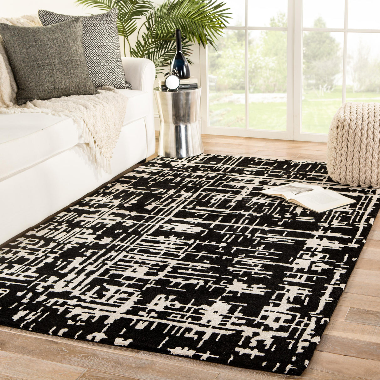 Jaipur Living Clayton Pals Stripes Black / Cream 10' x 14' Rug