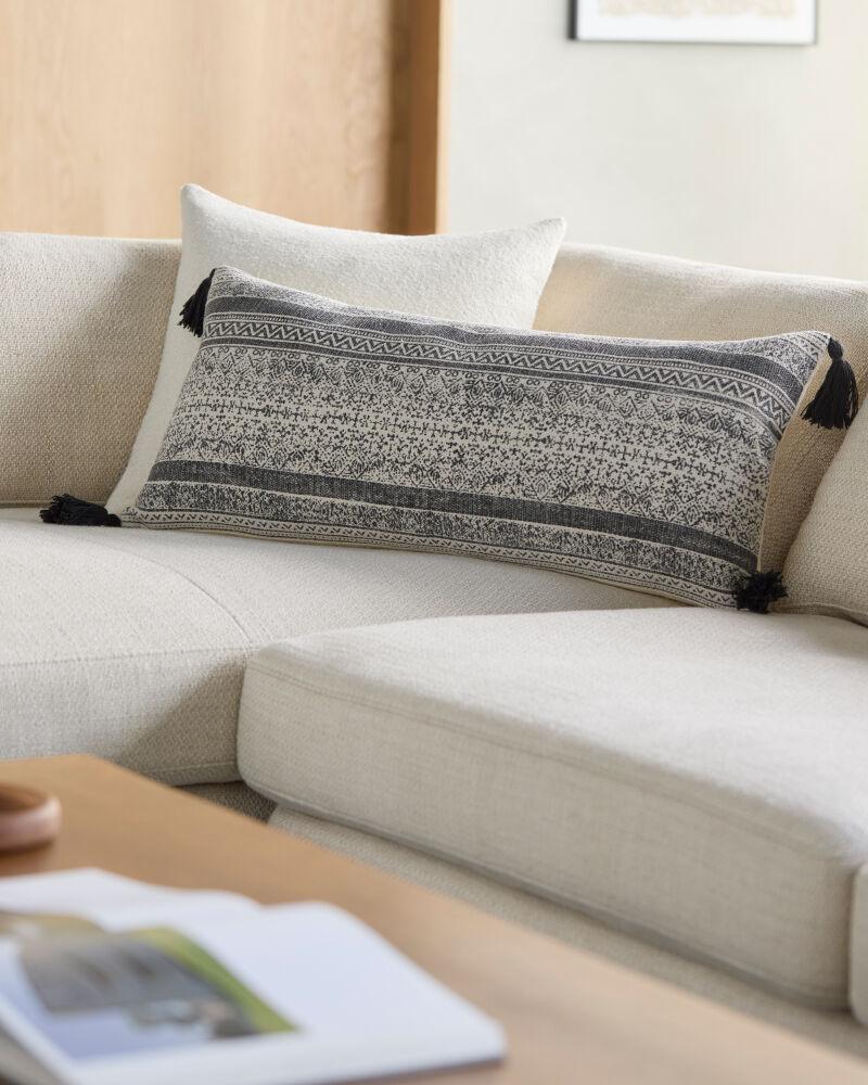 Livabliss Janya JNY-004 14"L x 32"W Pillow