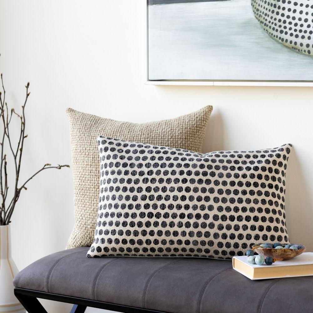 Livabliss Janya JNY-019 20"L x 20"W Pillow