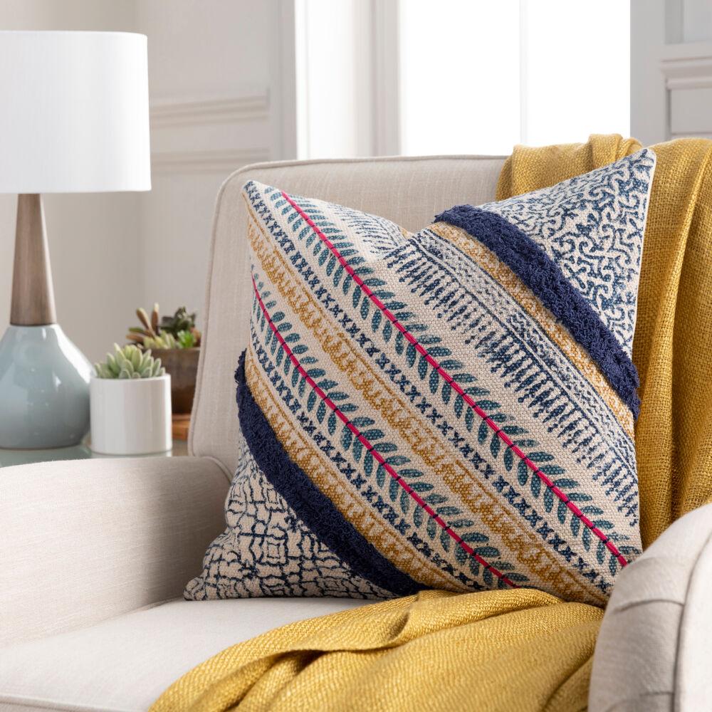 Livabliss Raja RJA-002 22"L x 22"W Pillow