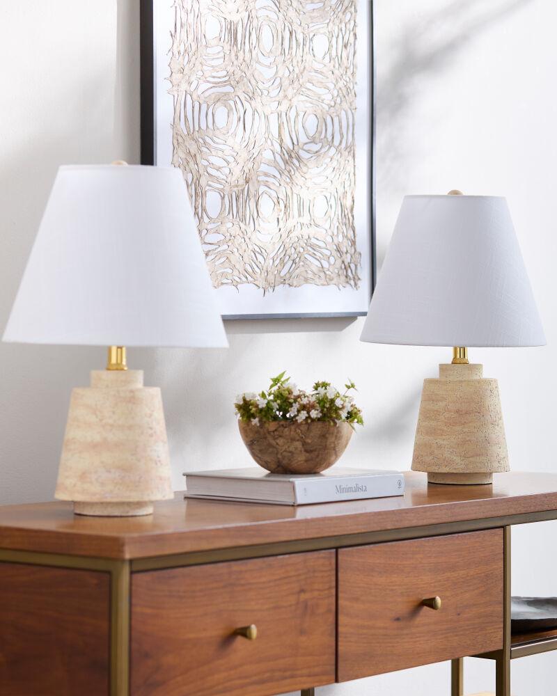 Livabliss Vasto VAS-001 18"H x 11"W x 11"D Table Lighting