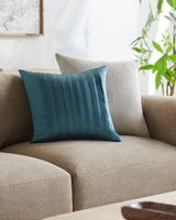 Livabliss Yasmine YSM-002 18"L x 18"W Pillow