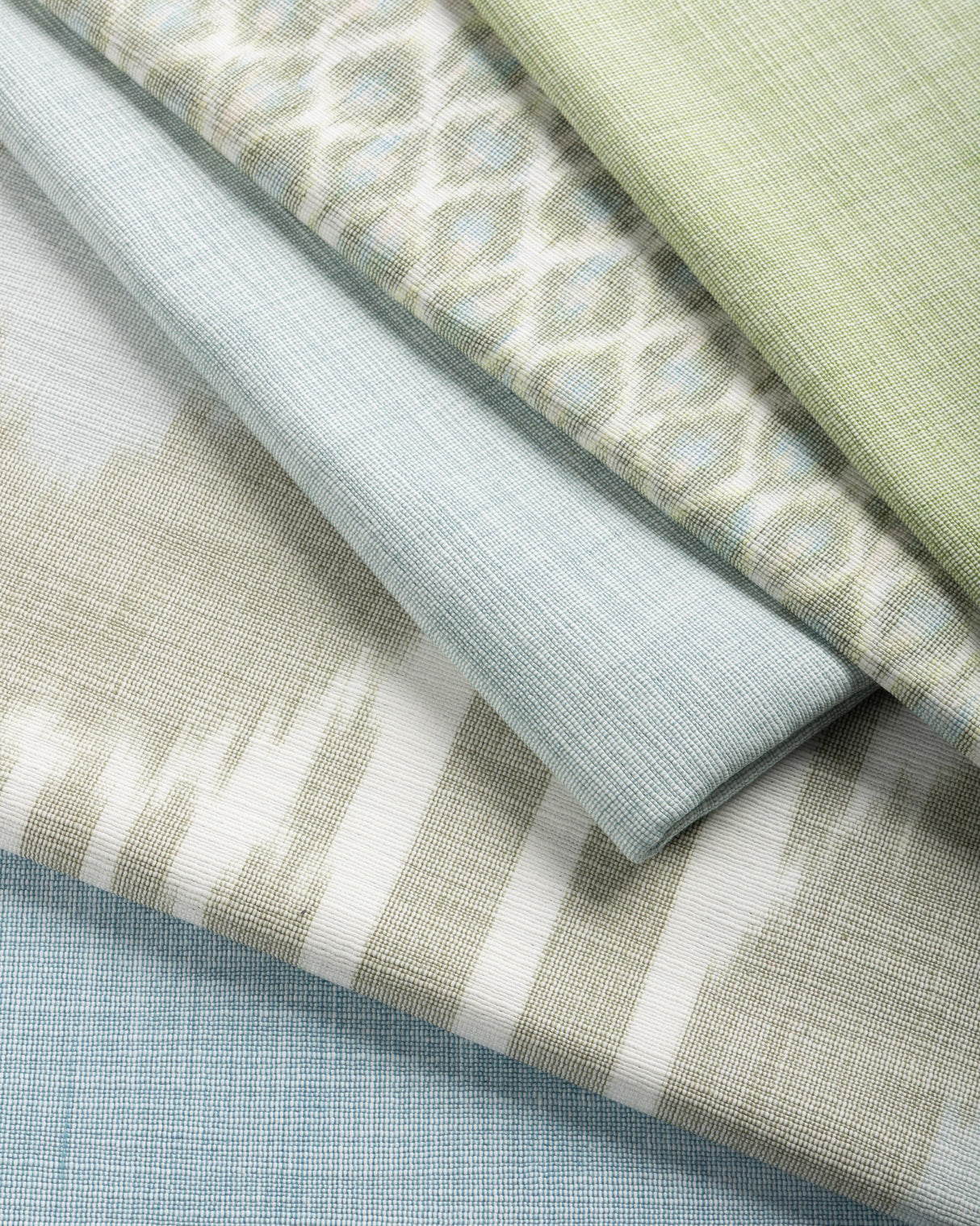 Kravet AAHANA IKAT MEADOW Upholstery Fabric