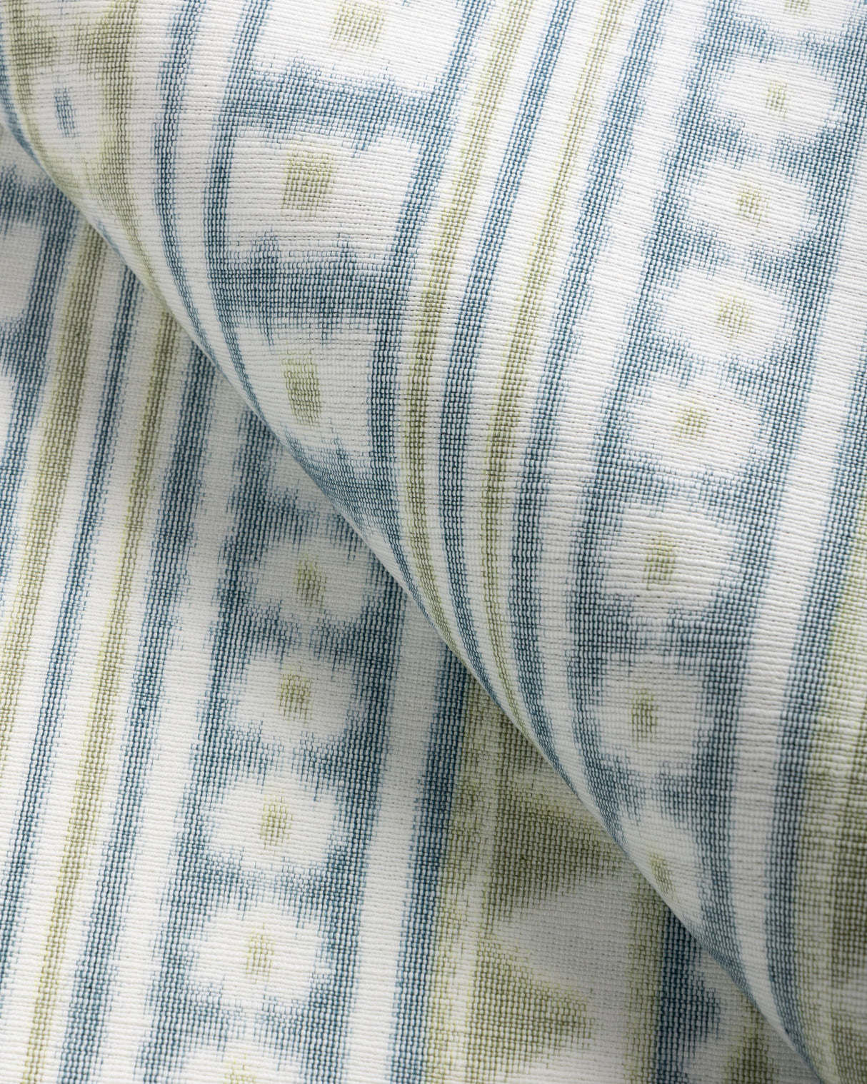 Kravet SAIRA PEACOCK Upholstery Fabric