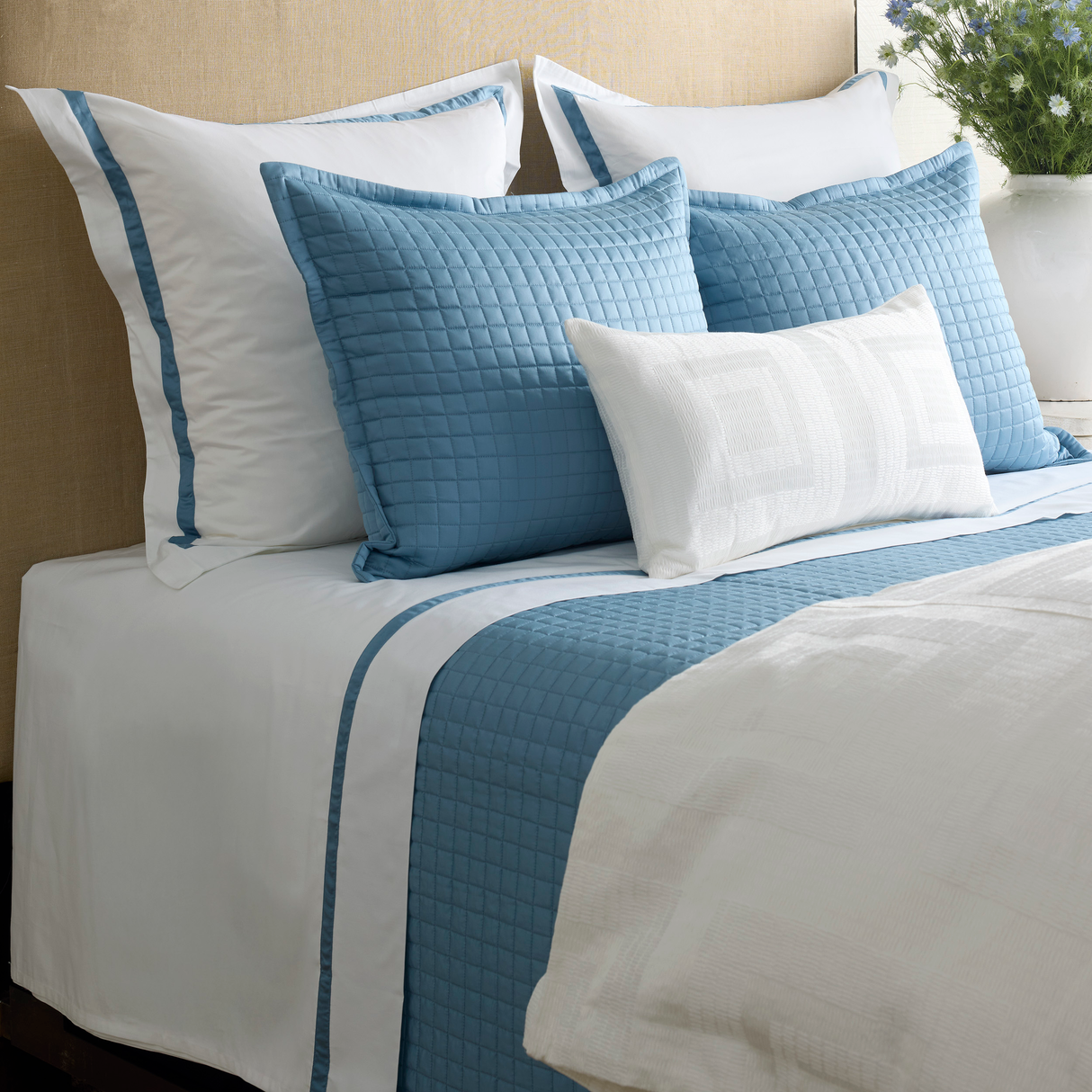 Ann Gish White 26x13 Piastrella Pillow