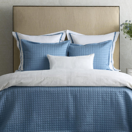 Ann Gish white 96x50 Piastrella Throw