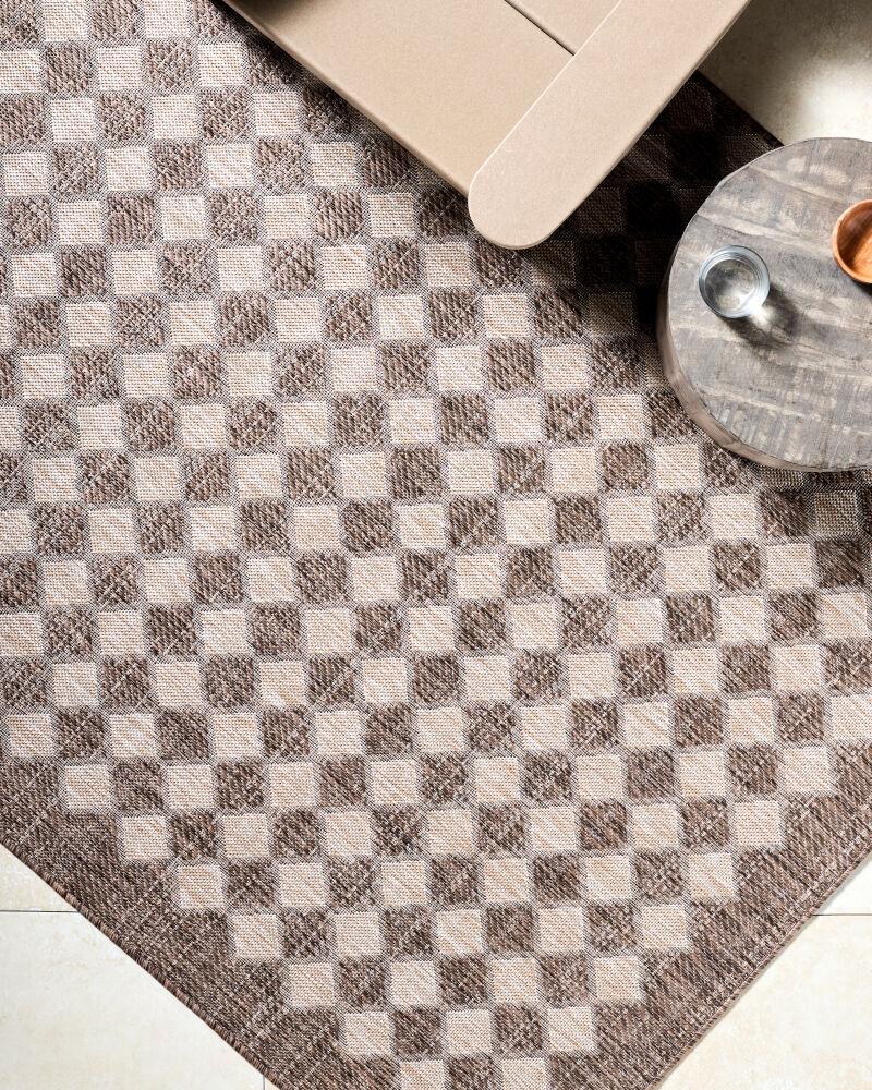 Livabliss Mulberry GAMU-2301 5'3" x 7' Machine Woven Rug