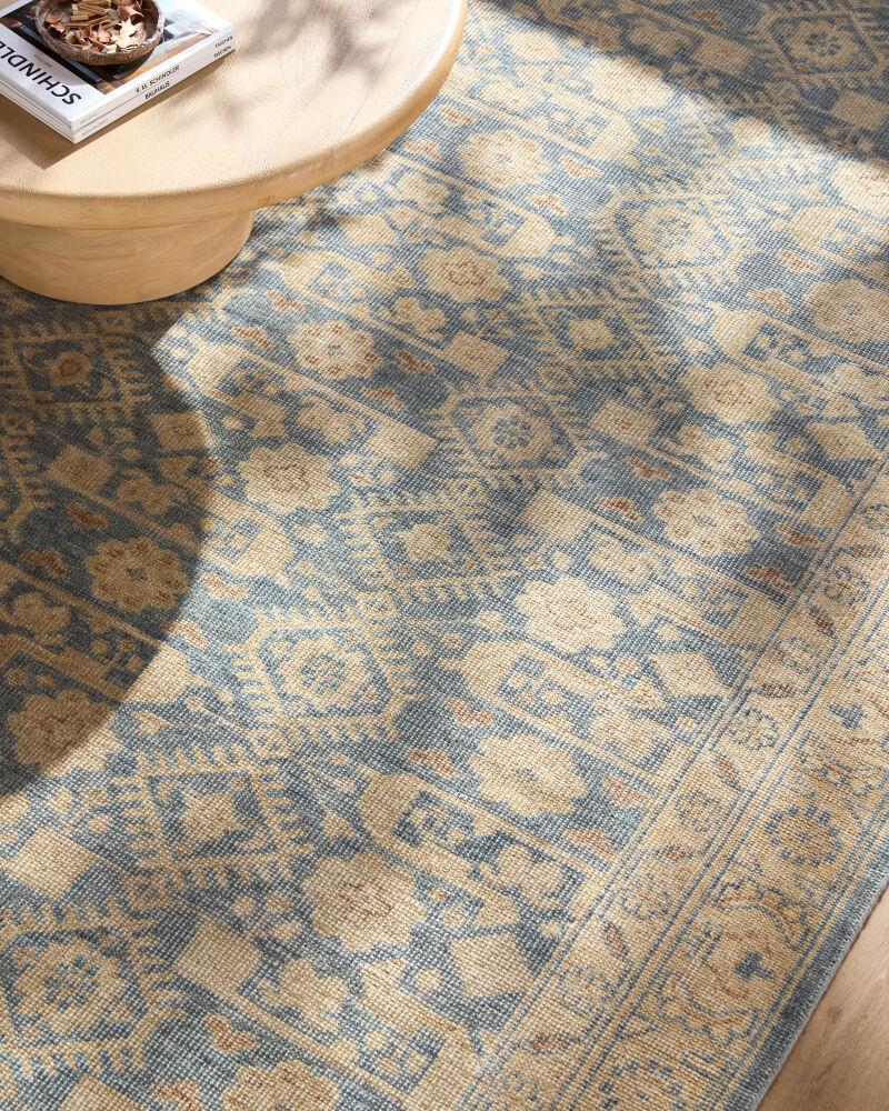Surya Agra AAA-2303 12' x 15' Handmade Rug