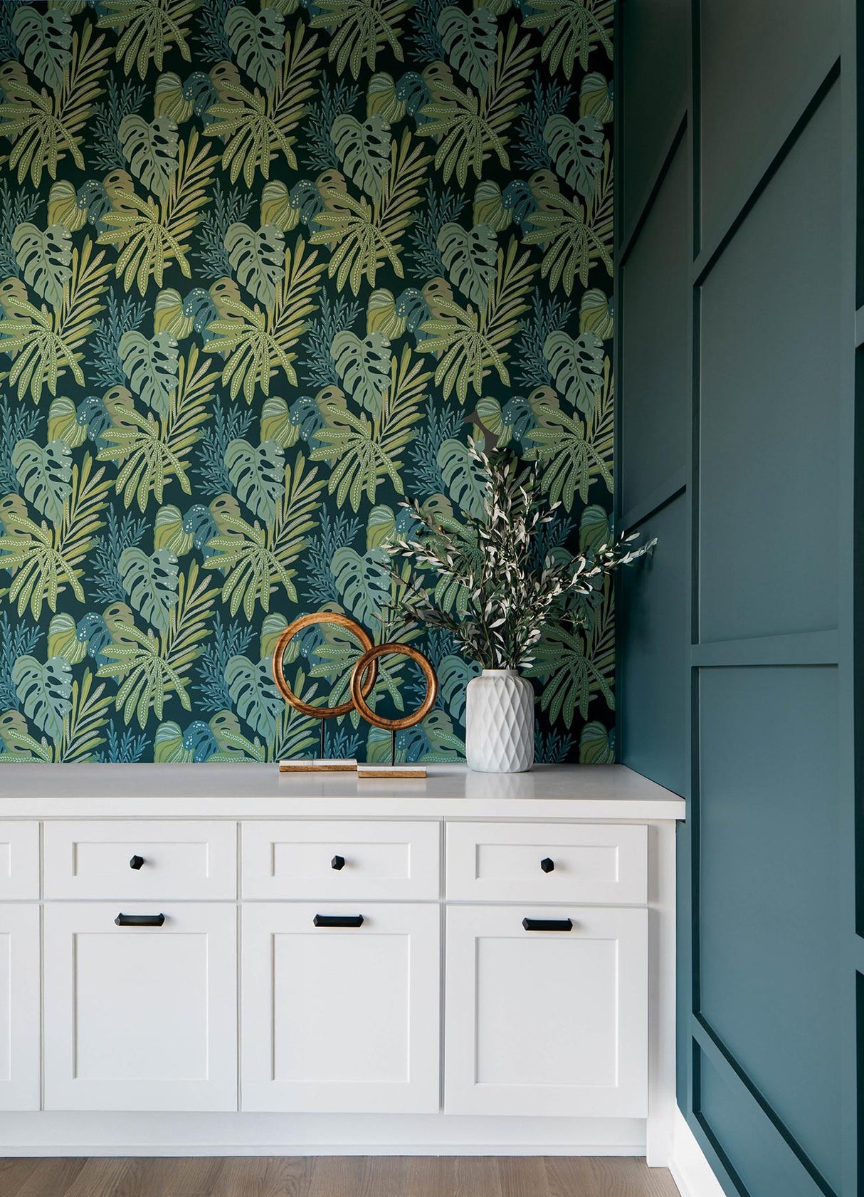 A-Street Prints Drew & Jonathan Home Fifth Edition Alocasia Green Wallpaper