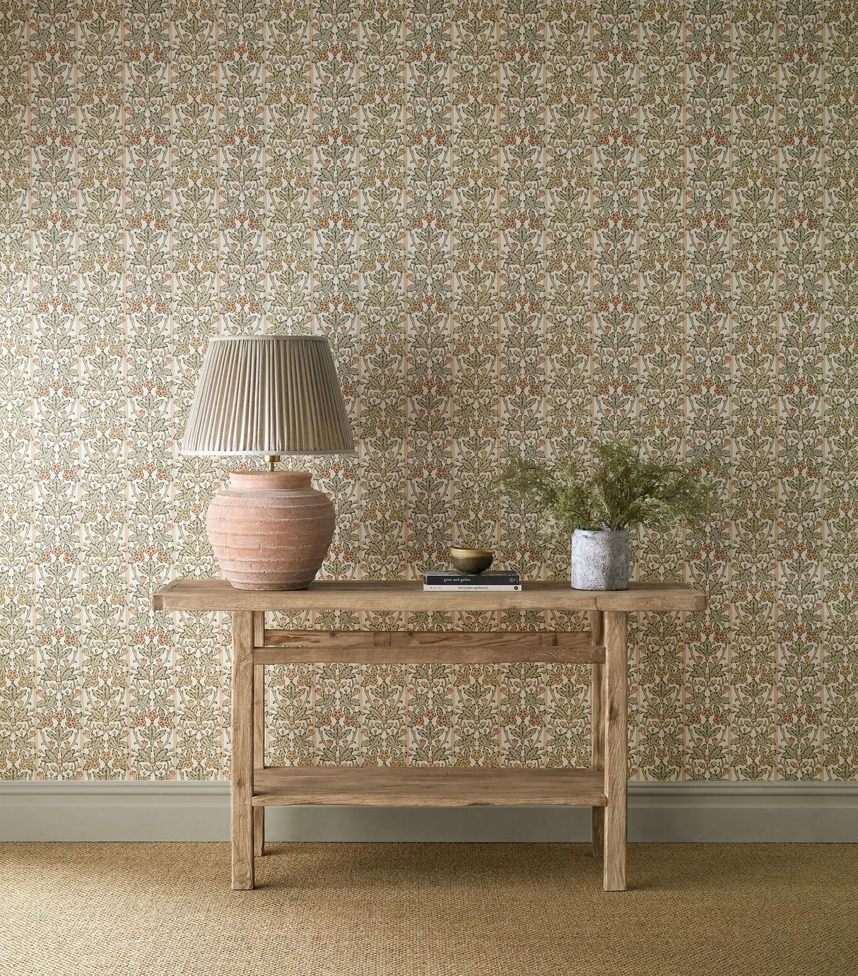 Morris & Co Oak & Blossom Chestnut/Primrose Wallpaper